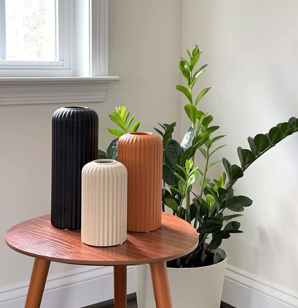 Modern Ceramic Vases - Image 4