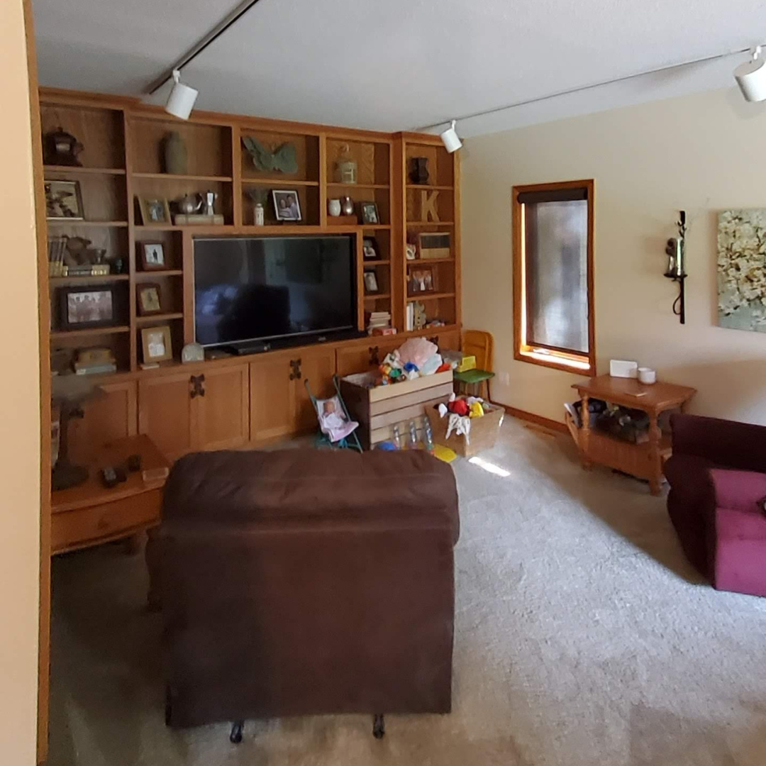 This space was looking a little tired.  Paint and a little touch-up to the cabinetry here made a big difference! 