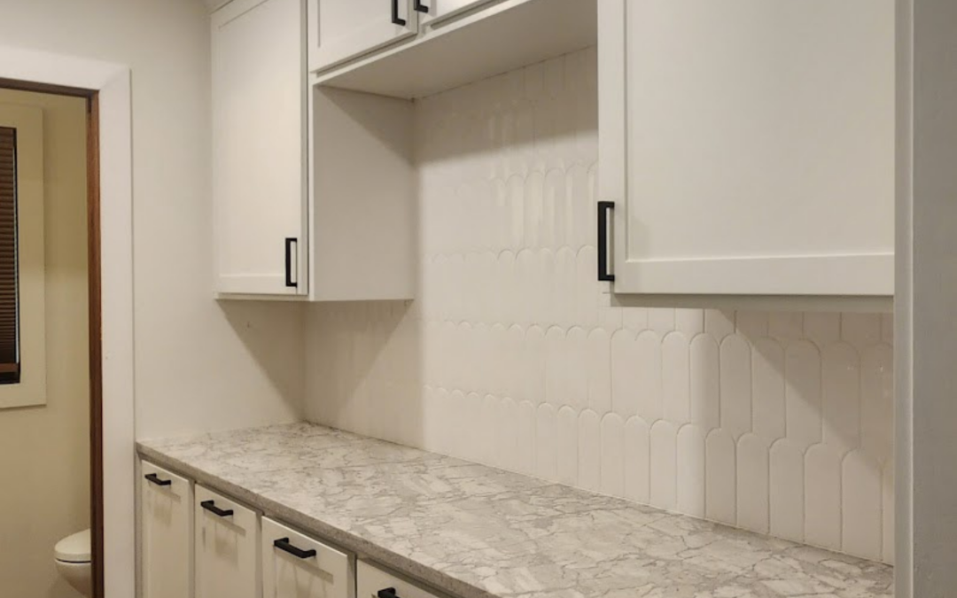 Small Laundry Room Ideas That Actually Work (Even in Narrow or Awkward Spaces)