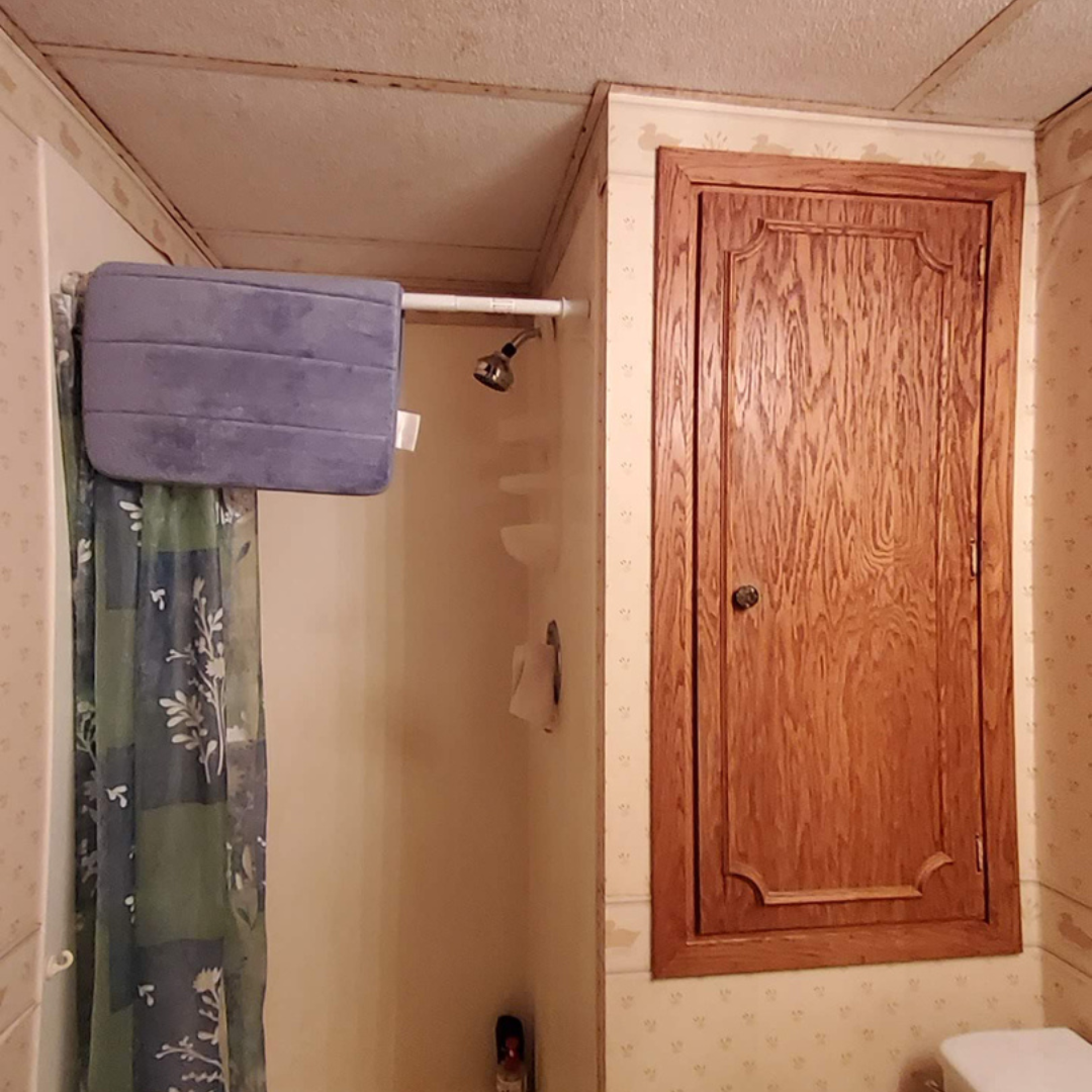 This picture highlights a kitchen ready for a new layout and refresh.  It presents a little dark, and could use brightening.  There is a peninsula that makes an L that could be changed. 